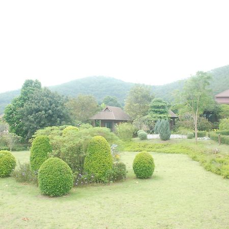 Phureenun Resort Pakchong Luaran gambar